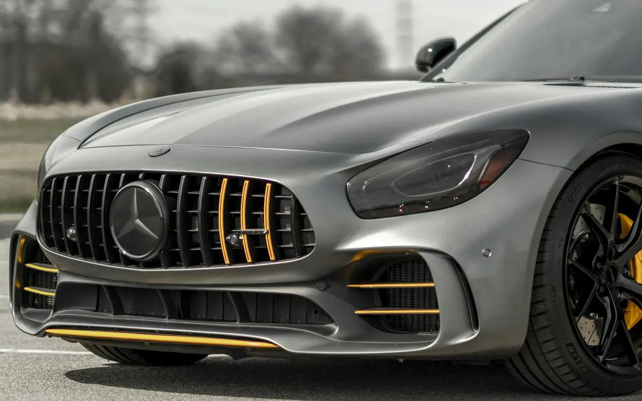 2021 Mercedes-Benz AMG GT — photo 2