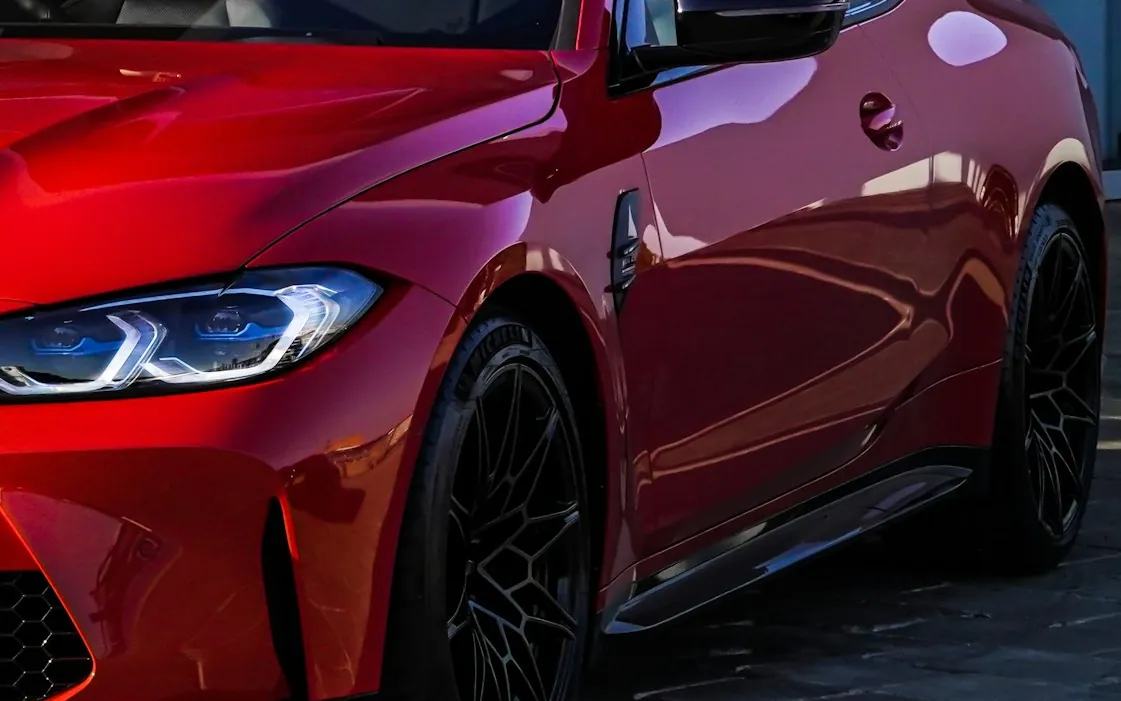 2023 BMW M4 — photo 3