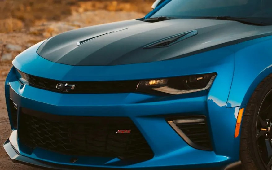 2022 Chevrolet Camaro — photo 2