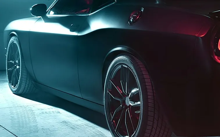2021 Dodge Challenger — photo 2