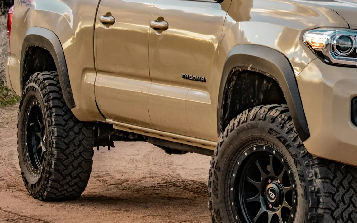 2021 Toyota Tacoma — photo 2
